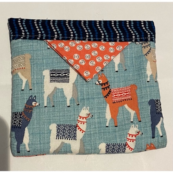 🌸✨NEW Authentic Handmade Llama Alpaca Fabric Change Purse - Picture 1 of 7